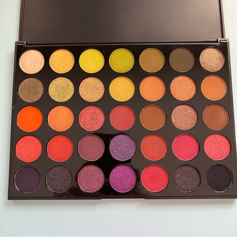 Morphe 35M Boss Mode Eyeshadow Palette